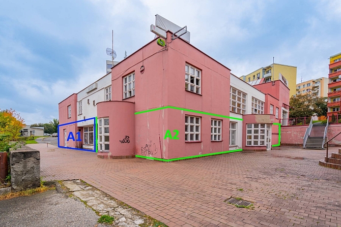 Pronájem komerčních prostor obchodní prostory 360 m², Urbinská, Český Krumlov-Domoradice