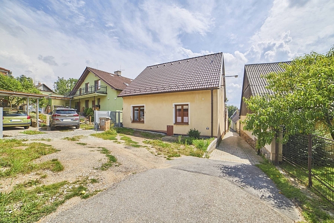 Prodej domu rodinný 49 m² pozemek 30 m², Úzká, Staré Hodějovice