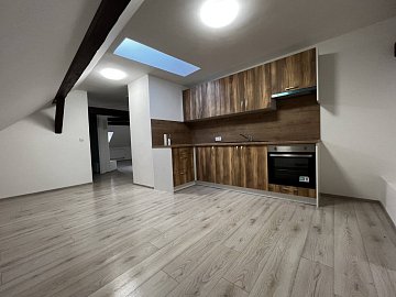 Prodej bytu 3+kk 60 m², Chvalšiny